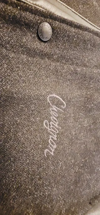 Cazadora Chevignon Negra y Gris