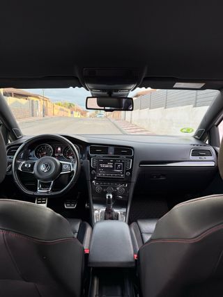 Volkswagen Golf 2014