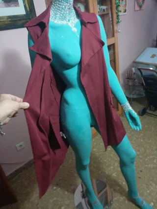 Blazer sin mangas burdeos