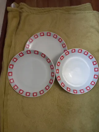 4 platos llanos de O Castro