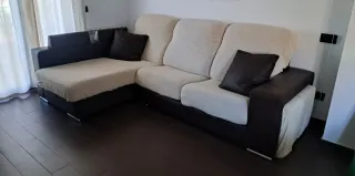 Sofá Chaiselongue Marrón y Rojo