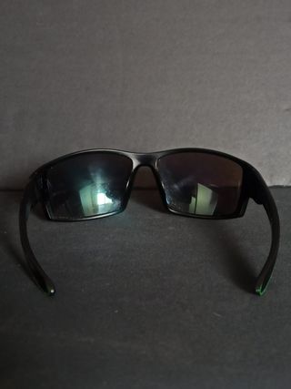 Gafas de Sol Ferrari Negras y Lente Multicolor