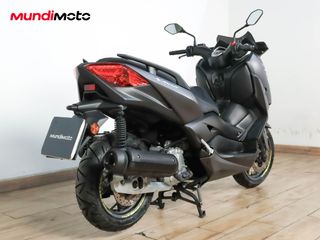 YAMAHA X-MAX 125