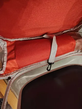 Transportin mochila rojo para mascota pequeña