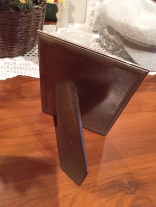 Marco de plata con cristal verde