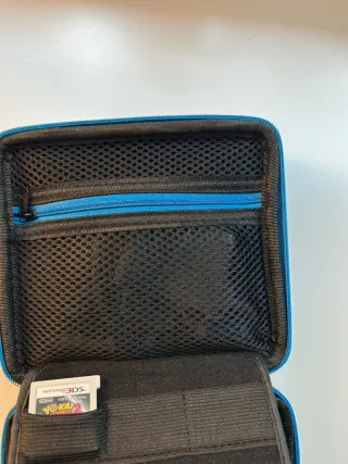 Nintendo 2DS con funda,cargador