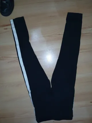 Pantalón niña raya lateral y dibujo