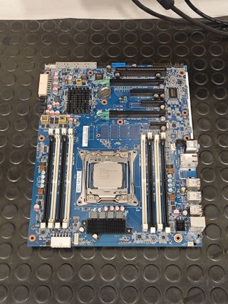 Placa Base HP Z440 710324-002 + Intel Xeon E5 2673