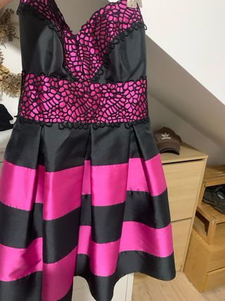Vestido fiesta fucsia y negro T.36