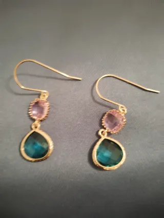 Pendientes chapados en oro con cristal