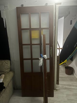 Puerta corredera de madera