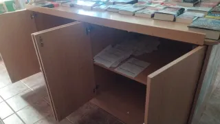 Mueble expositor con almacenaje