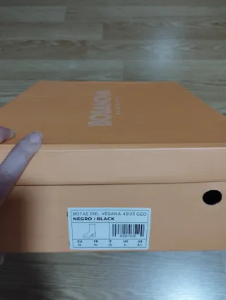 Botas/botines negros de tacón y olay