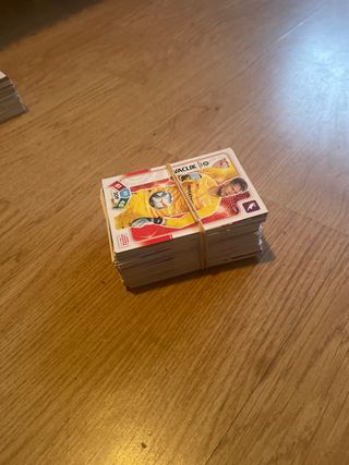 Cromos de fútbol variados