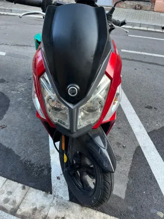 Moto Sym Jet 14 50cc Roja