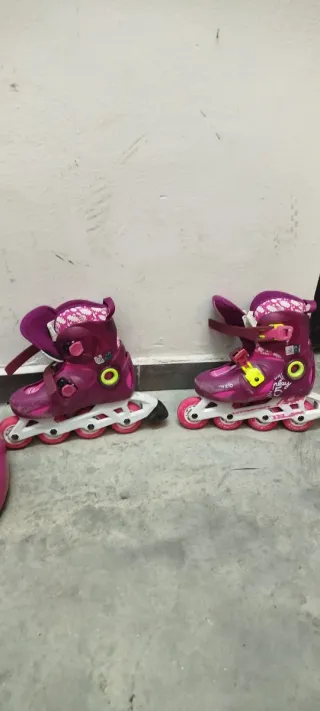 Patines y Casco Rosa