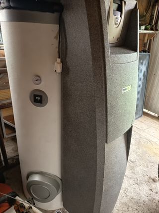 Placa solar BaxiRoca y acumulador