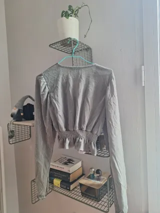 Blusa fiesta plata nueva Stradivarius