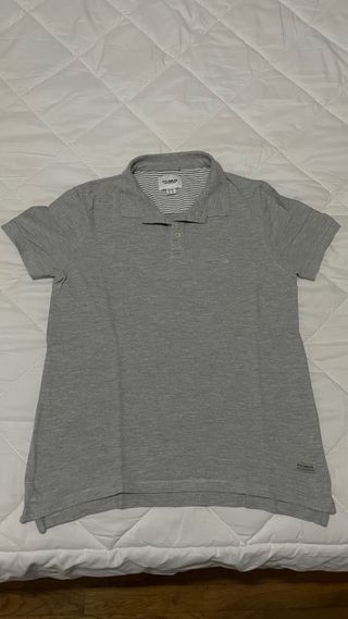 Polo Pull and Bear Gris Talla S