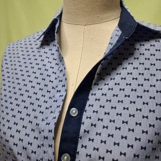 Camisa Botelli azul estampada