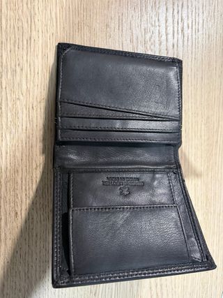 Cartera de hombre negra con detalle bandera España