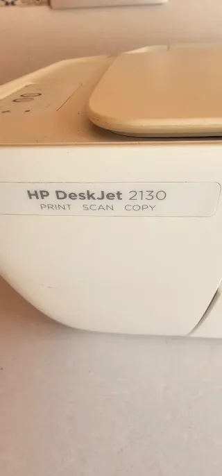 Impresora HP DeskJet 2130