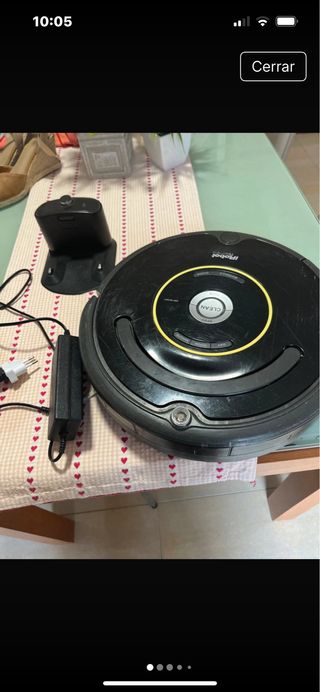 Roomba con cargador (sin batería)