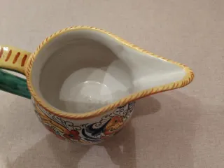 Brocca ceramica dipinta a mano