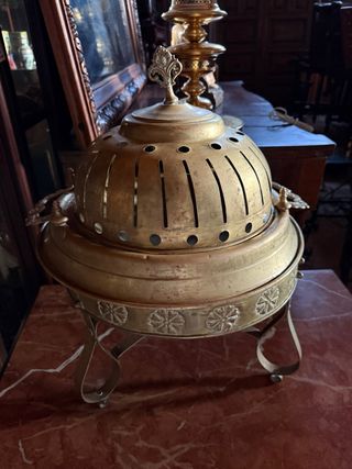 Brasero de latón antiguo