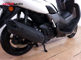 YAMAHA NMAX