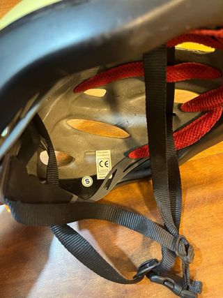 Casco infantil Intox