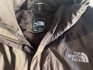Chaqueta The North Face Marrón