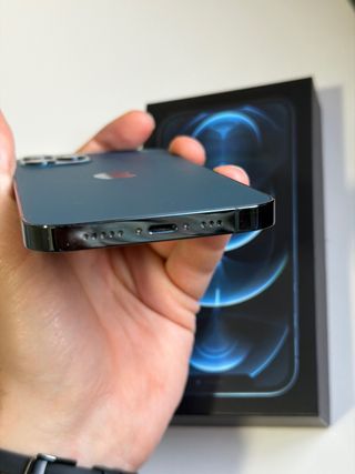 iPhone 12 Pro Azul 256GB Funda original de regalo