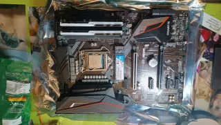 Kit Placa Base Gigabyte + CPU + RAM + M.2