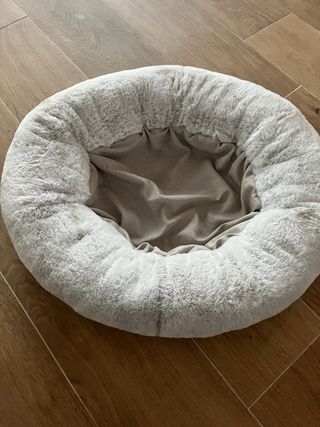 Cama para perro/gato suave gris claro