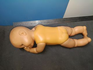 MUÑECO BEBÉ. NENUCO. FAMOSA