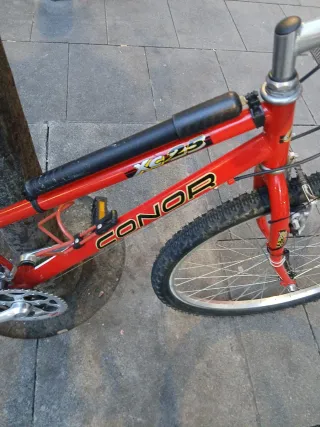 Bicicleta MTB CONOR Roja