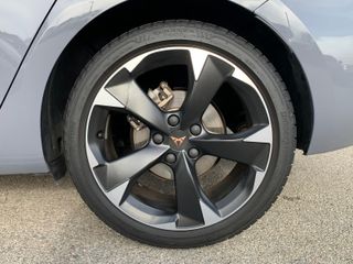 🚗 CUPRA León 1.5 eTSI 110 kW (150 CV) DSG