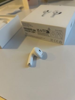 AirPods 4 Izquierdo Blanco sin canc. de sonido