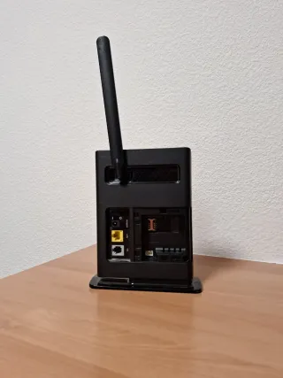 Router WiFi Huawei Negro