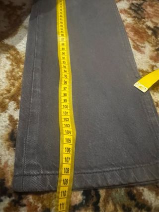 Zara High-Rise Washed Black Straight-Leg Jeans vir