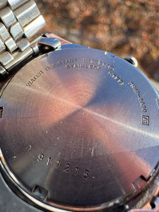 Reloj Seiko Quartz Plata y Blanco