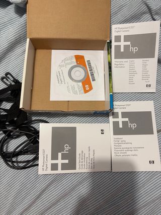 Cámara HP Photosmart E327 Plata