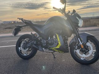 Moto Zontes Z2 125cc 2025.