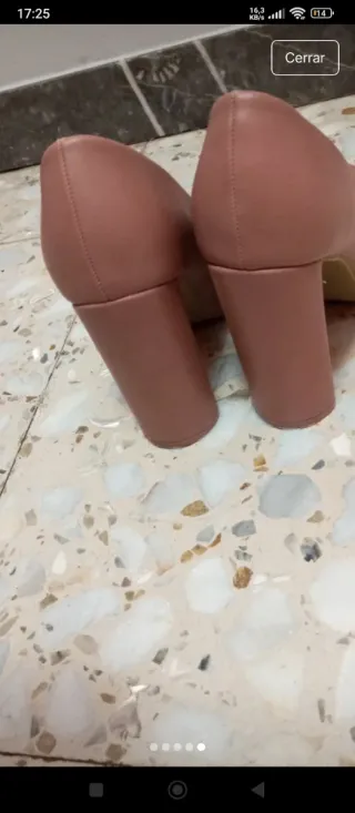 Zapatos de tacón rosa