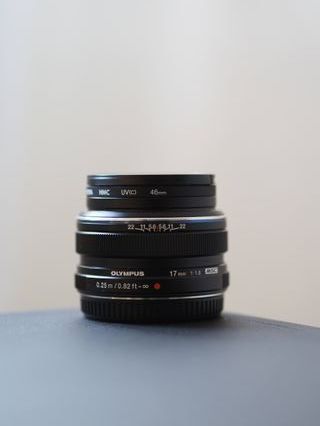 Kit Olympus OM-D E-M10 Mark III + 3 objetivos