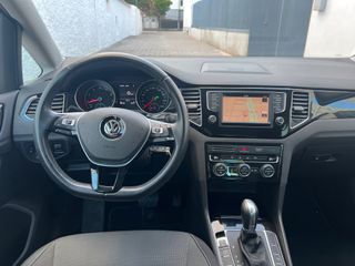 Volkswagen Golf Sportsvan automático
