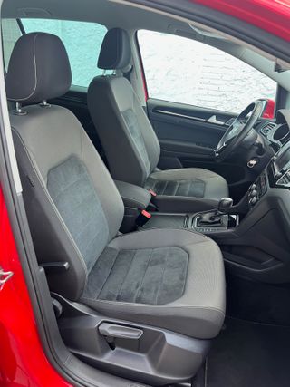 Volkswagen Golf Sportsvan automático