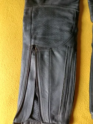 Pantalón moto cuero  mujer