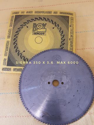 Conjunto de siete sierras variadas